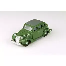 1936 Ford Fordor Sedan - Assembled -- Apple Green