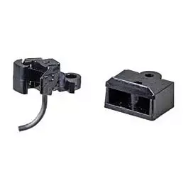 Knuckle Couplers -- Body-Mount Medium Offset Coupler w/Short Narrow Gear Box